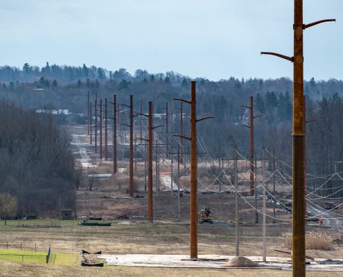 single-pole transmission field